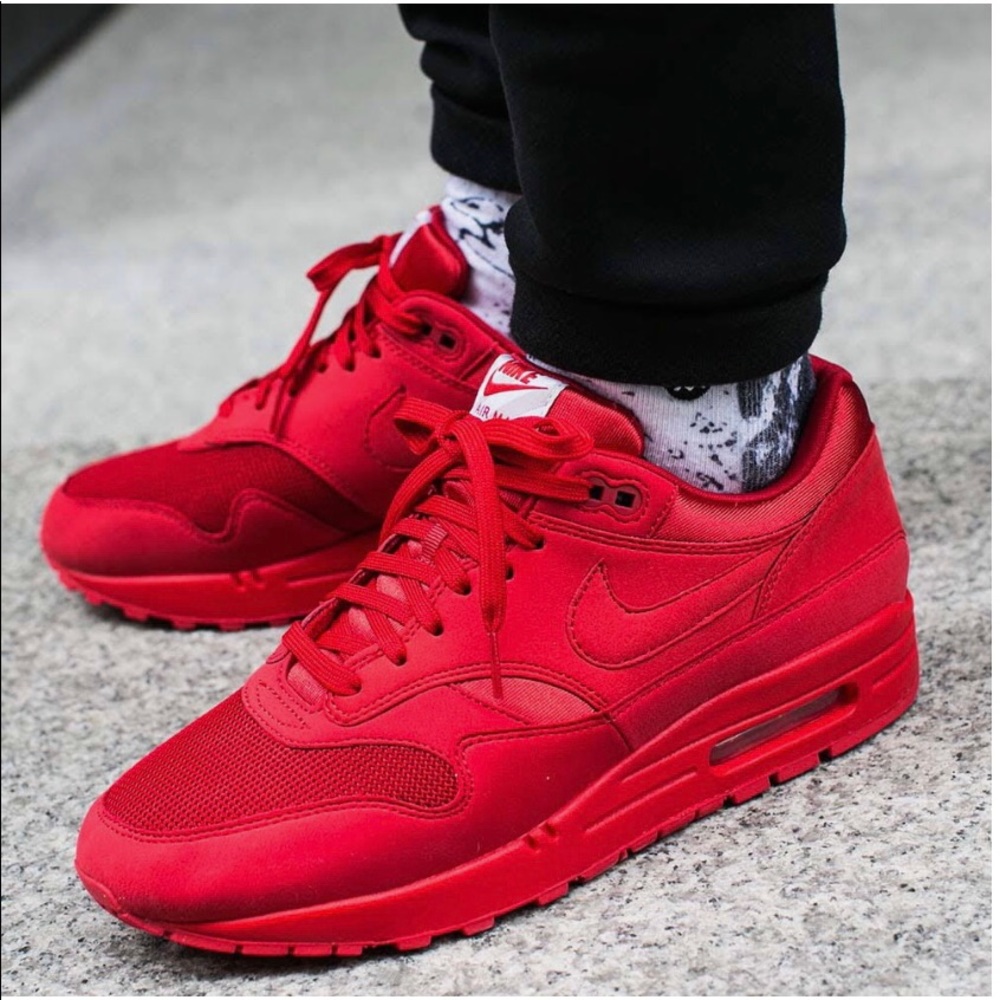 NIKE AIR MAX 1 PREMIUM - RED